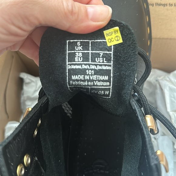 Dr Martens 101 Virginia boots, UK 5, NWT - Picture 14 of 14